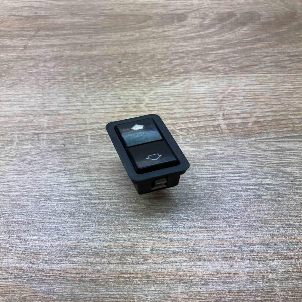 8368932   Electric window control switch BMW 5 E39