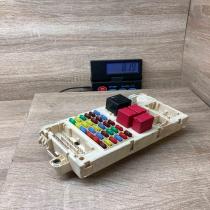 50510079   Fuse module Alfa Romeo 159