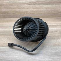 357819021   Heater fan/blower Volkswagen Transporter - Caravelle T4