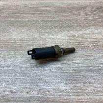 1703993   Coolant temperature sensor BMW 7 E38