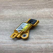 13102028   Airbag deployment crash/impact sensor Opel Signum