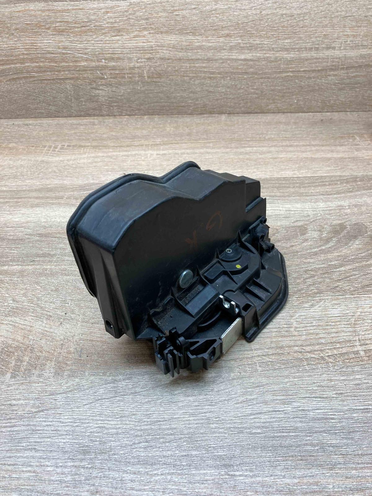 7229459  Rear Left Rear door lock BMW 3 F30 F35 F31