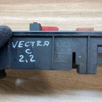 13144709 519066013  Fuse box set Opel Vectra C