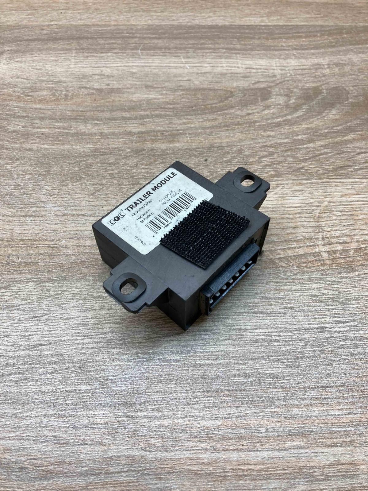 52041502   Tow bar trailer control unit/module BMW 5 E60 E61