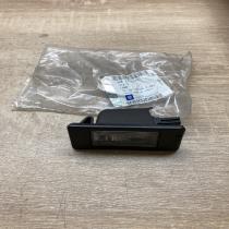 13590043   Number plate light Opel Zafira C
