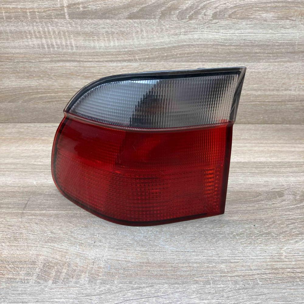 8371324   Rear/tail lights BMW 5 E39