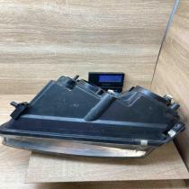 147426 00 148692 00  Headlight/headlamp Volkswagen PASSAT B5