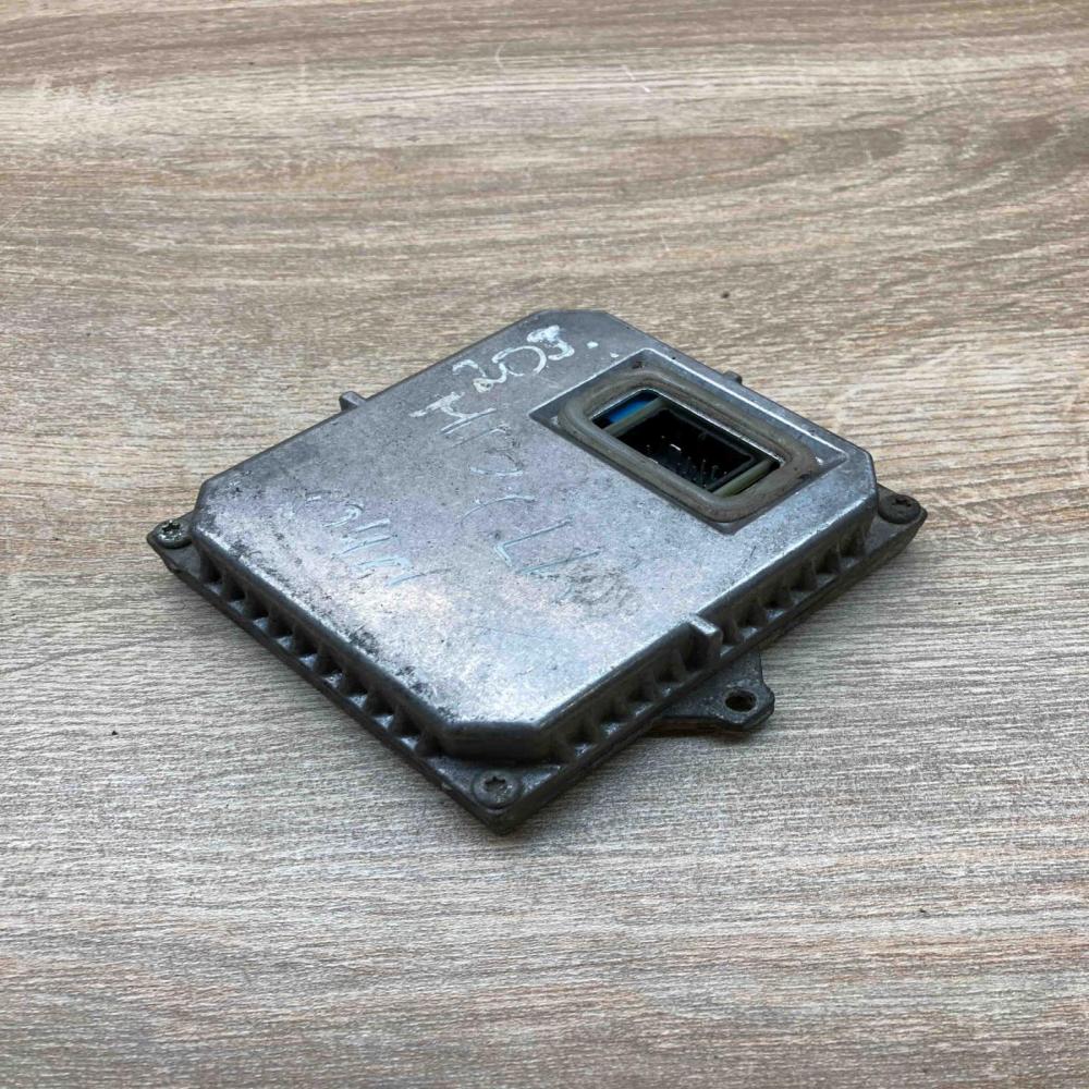 130732907201 2285510600  Xenon control unit/module Mercedes-Benz C W203