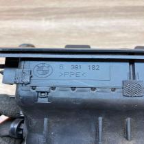 8391182   Dash center air vent grill BMW 5 E39