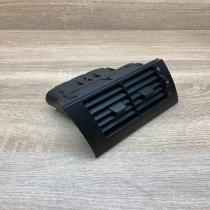 8391182   Dash center air vent grill BMW 5 E39