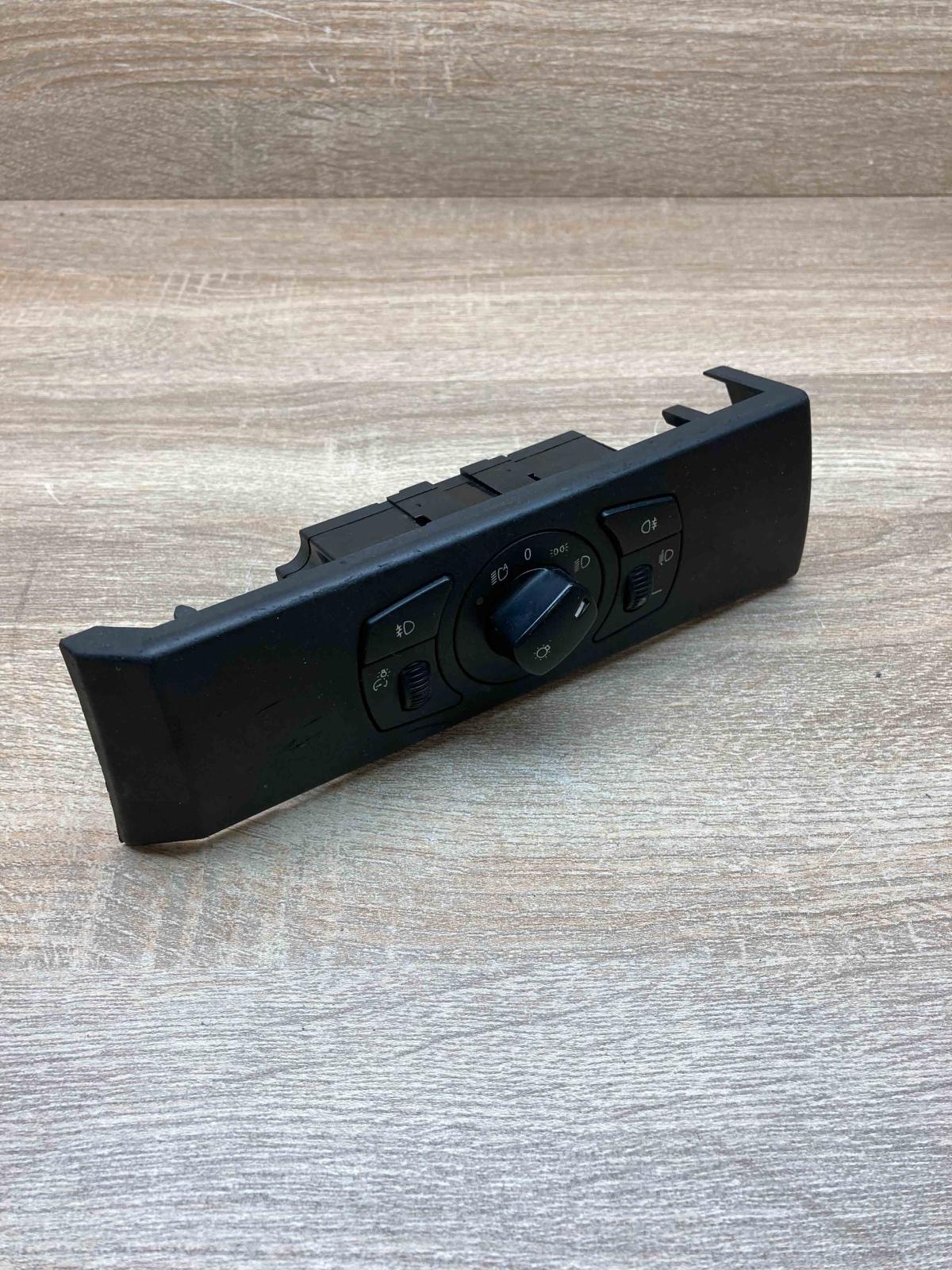 6953741 011221  Light switch BMW 5 E60 E61