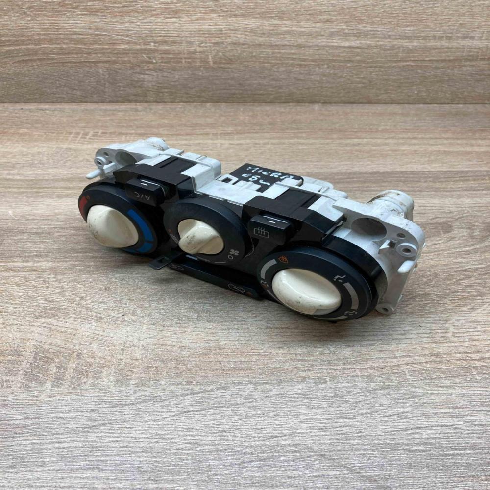 F667193V   Climate control unit Nissan Micra