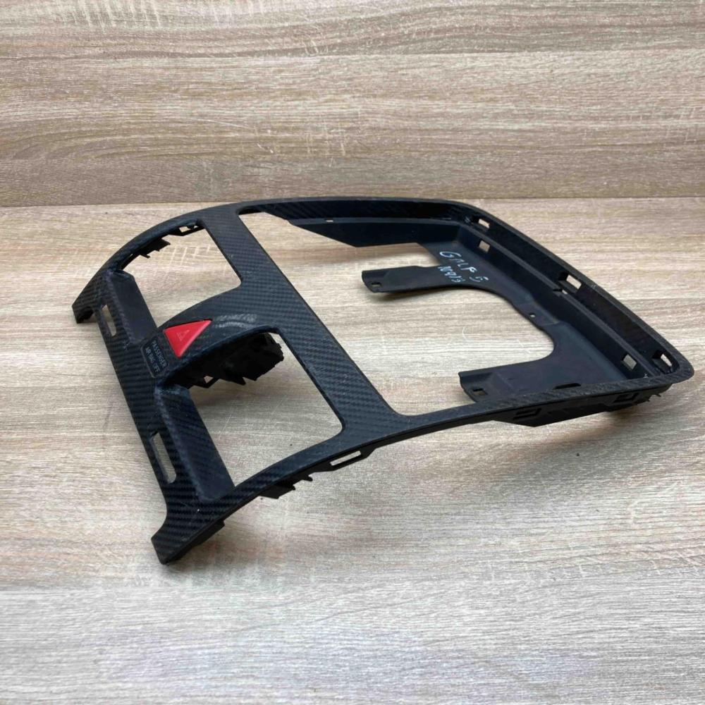 1K0819743 1K0953509A  Hazard light switch Volkswagen Golf V