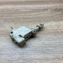 3B0810773B 3B0959782  Fuel tank cap lock motor Volkswagen PASSAT B5.5