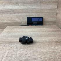 84810 0F010   Electric window control switch Toyota Corolla Verso AR10