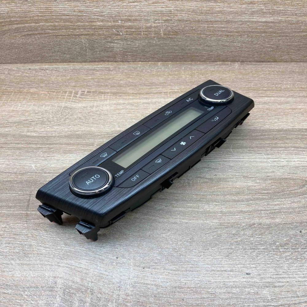 55900 05820   Climate control unit Toyota Land Cruiser (J100)
