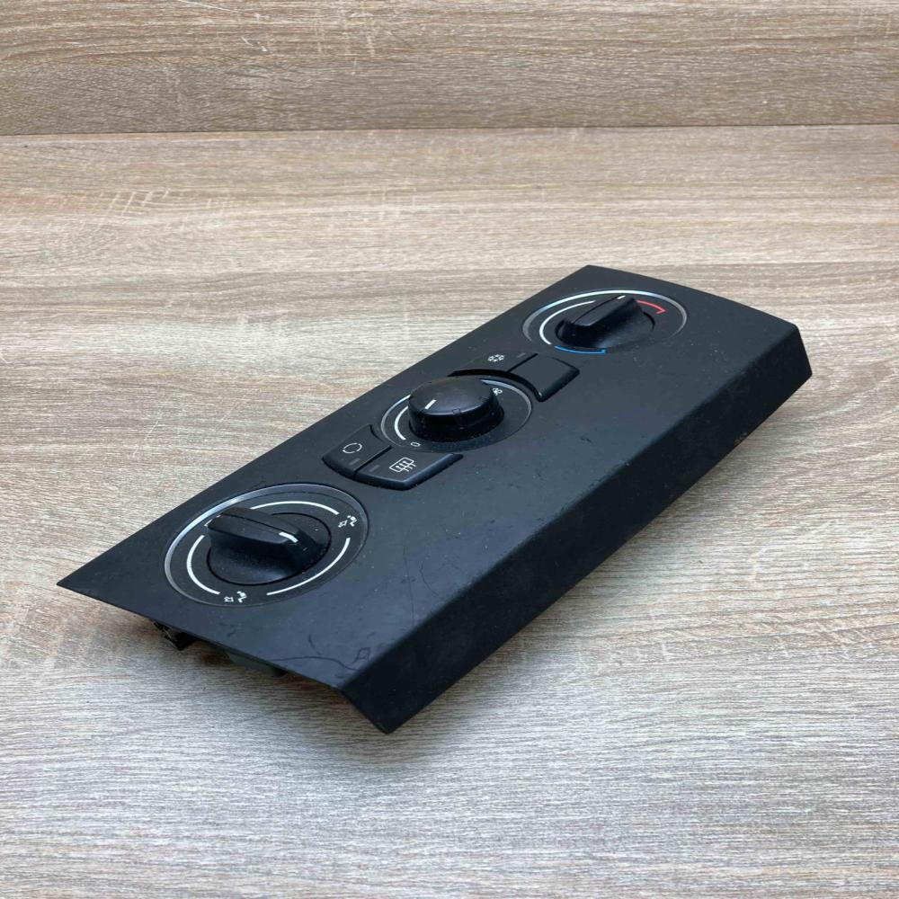 9147297 070073634  Climate control unit BMW 3 E90 E91