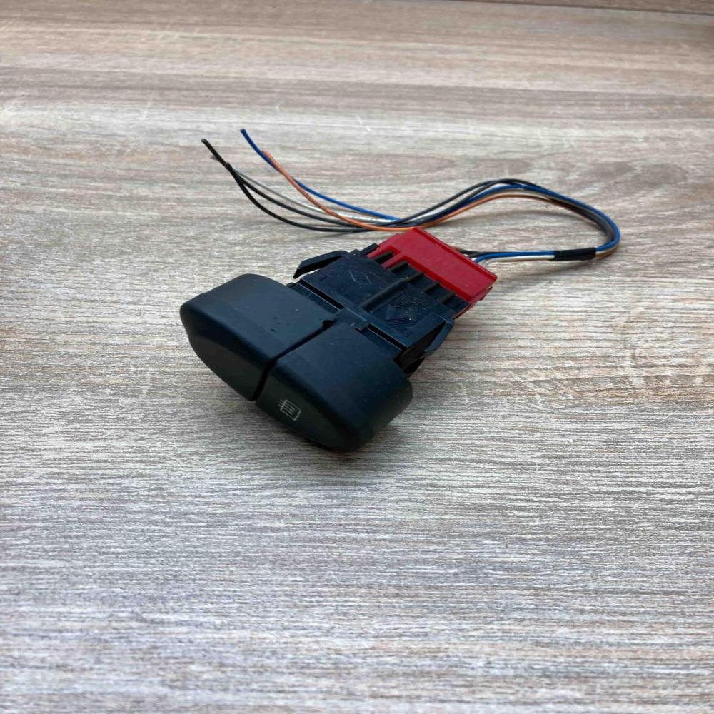 Renault Scenic  With Plug Windscreen/window heater switch Renault Scenic I