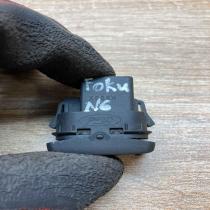 7M5T 14529AA 03168720  Electric window control switch Ford Focus