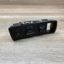 84152 05050   Wing mirror switch Toyota Avensis T250