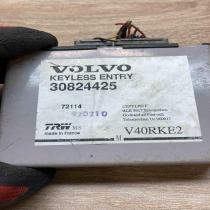 30824425 72114 With Plug Door central lock control unit/module Volvo S40, V40
