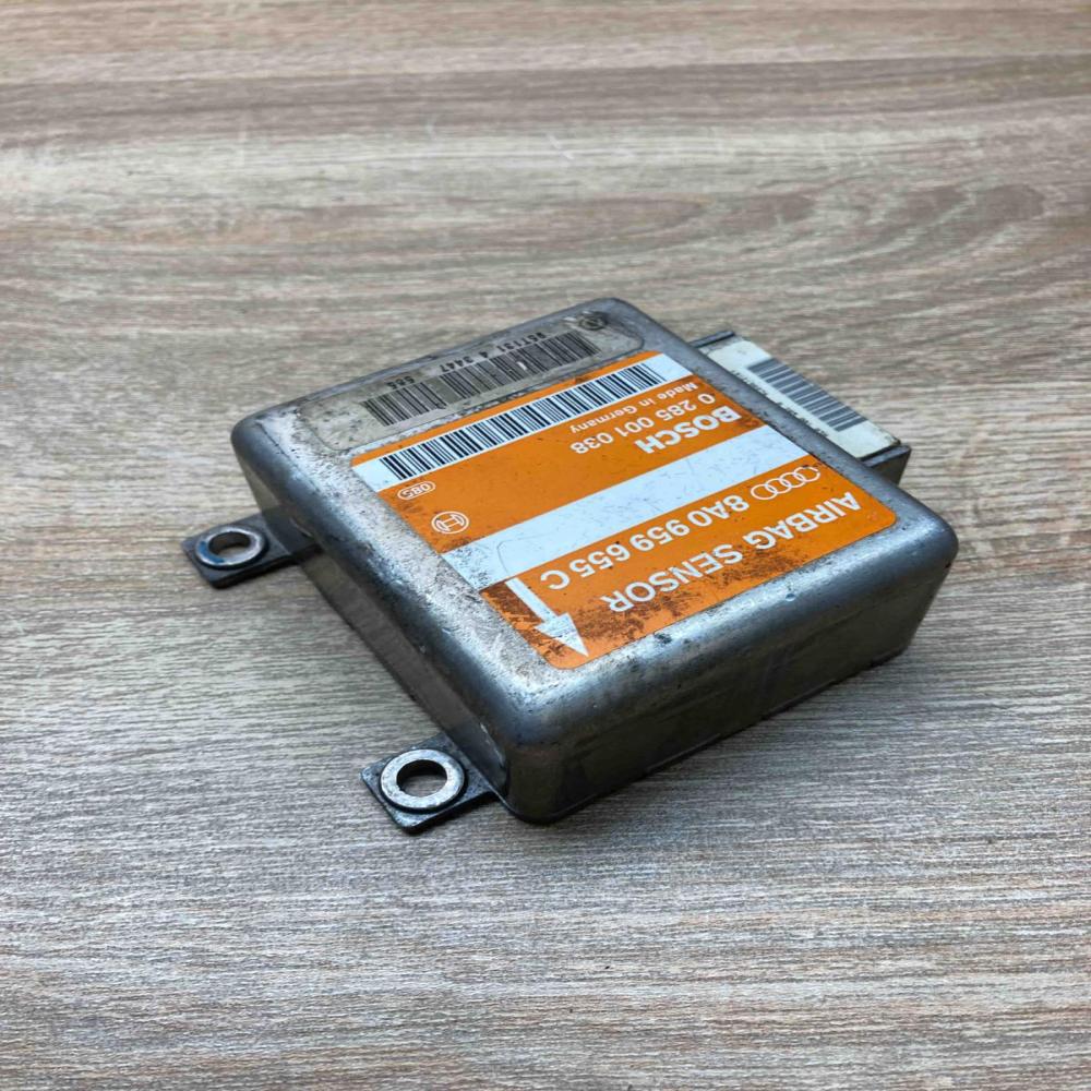 8A0959655C 0285001038  Airbag control unit/module Audi A4 S4 B5 8D