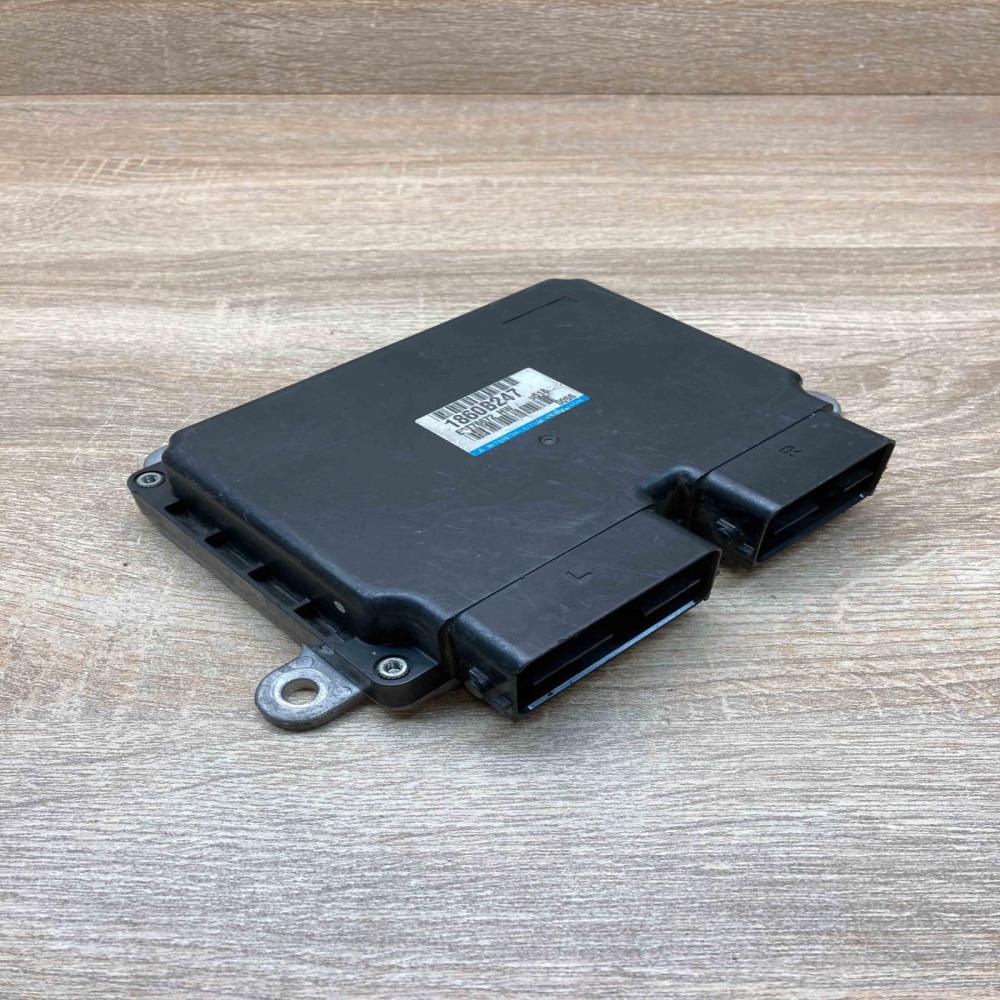 1860B247 E6T76672  Engine control unit/module ECU Mitsubishi Outlander