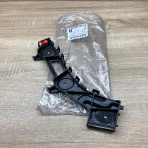13125036 13125036LH  Rear bumper mounting bracket Opel Zafira B