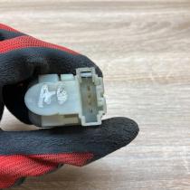 24761   Brake pedal sensor switch Volkswagen Touran I