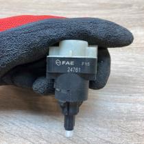 24761   Brake pedal sensor switch Volkswagen Touran I