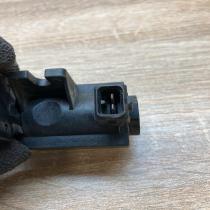 2247906 72279600 Used Turbo solenoid valve BMW 5 E39