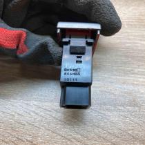 0K53B 664H0A  Hazard light switch KIA Carnival