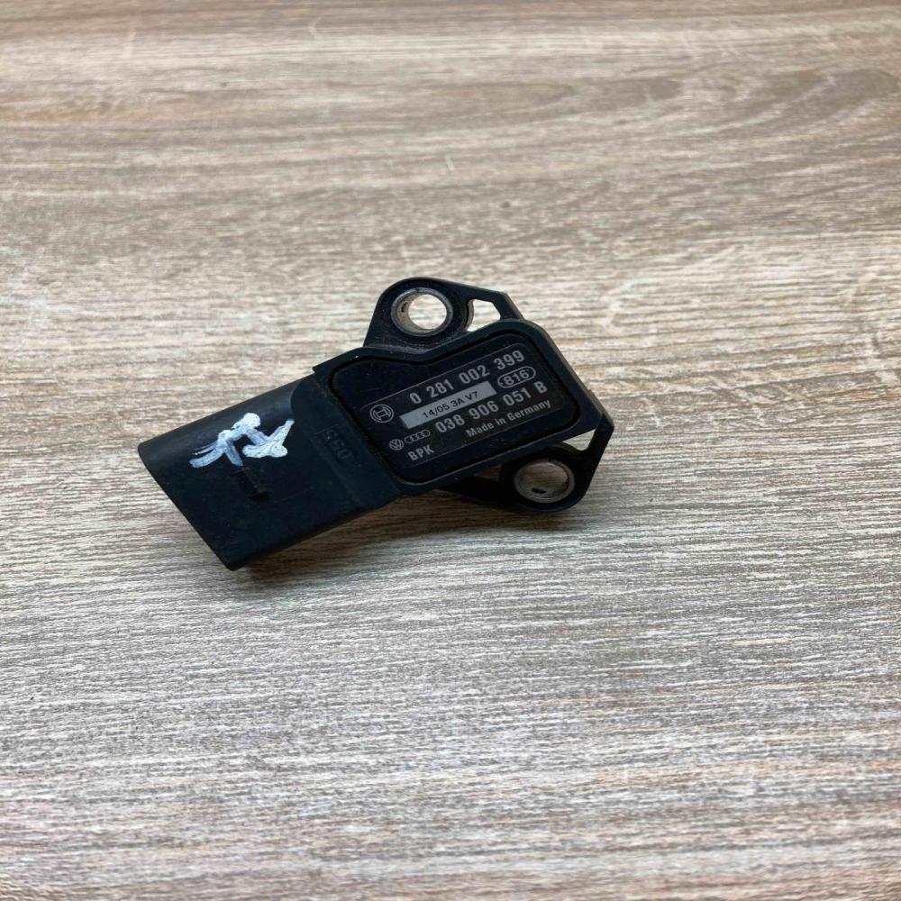 038906051B 0281002399  Air pressure sensor Seat Leon (1P)