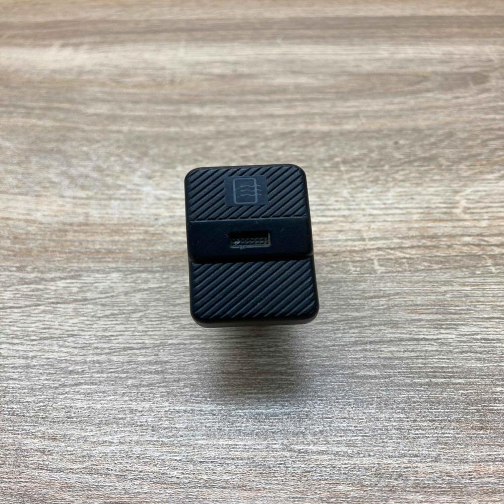 535959621   Windscreen/window heater switch Volkswagen Transporter - Caravelle T