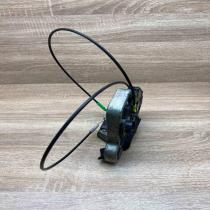 Y46C0713   Rear door lock Toyota Avensis T250
