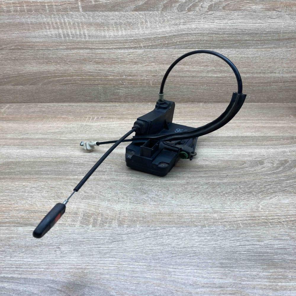 90561150  Front Right Front door lock Opel Astra G