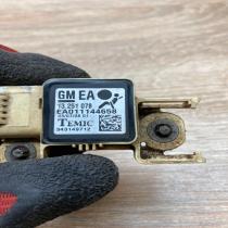 13251078   Airbag deployment crash/impact sensor Opel Astra H