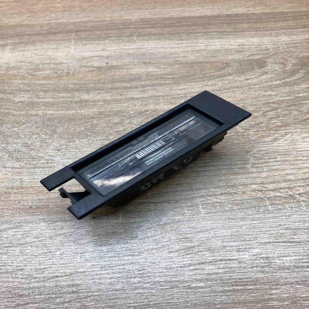 131139990   Number plate light Opel Vectra C