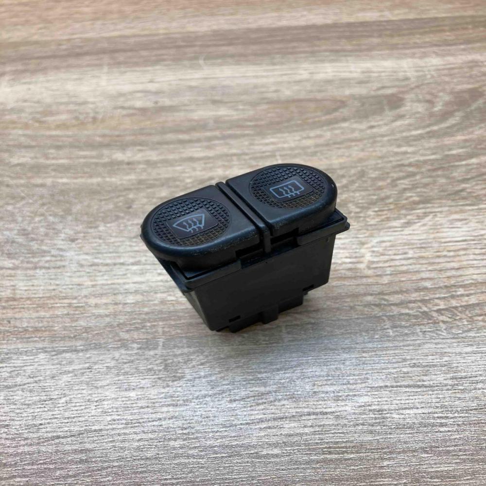 7M0959621B   Windscreen/window heater switch Volkswagen Sharan
