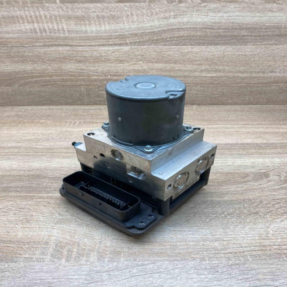 6851390 6785442  ABS Pump BMW 7 F01 F02 F03 F04