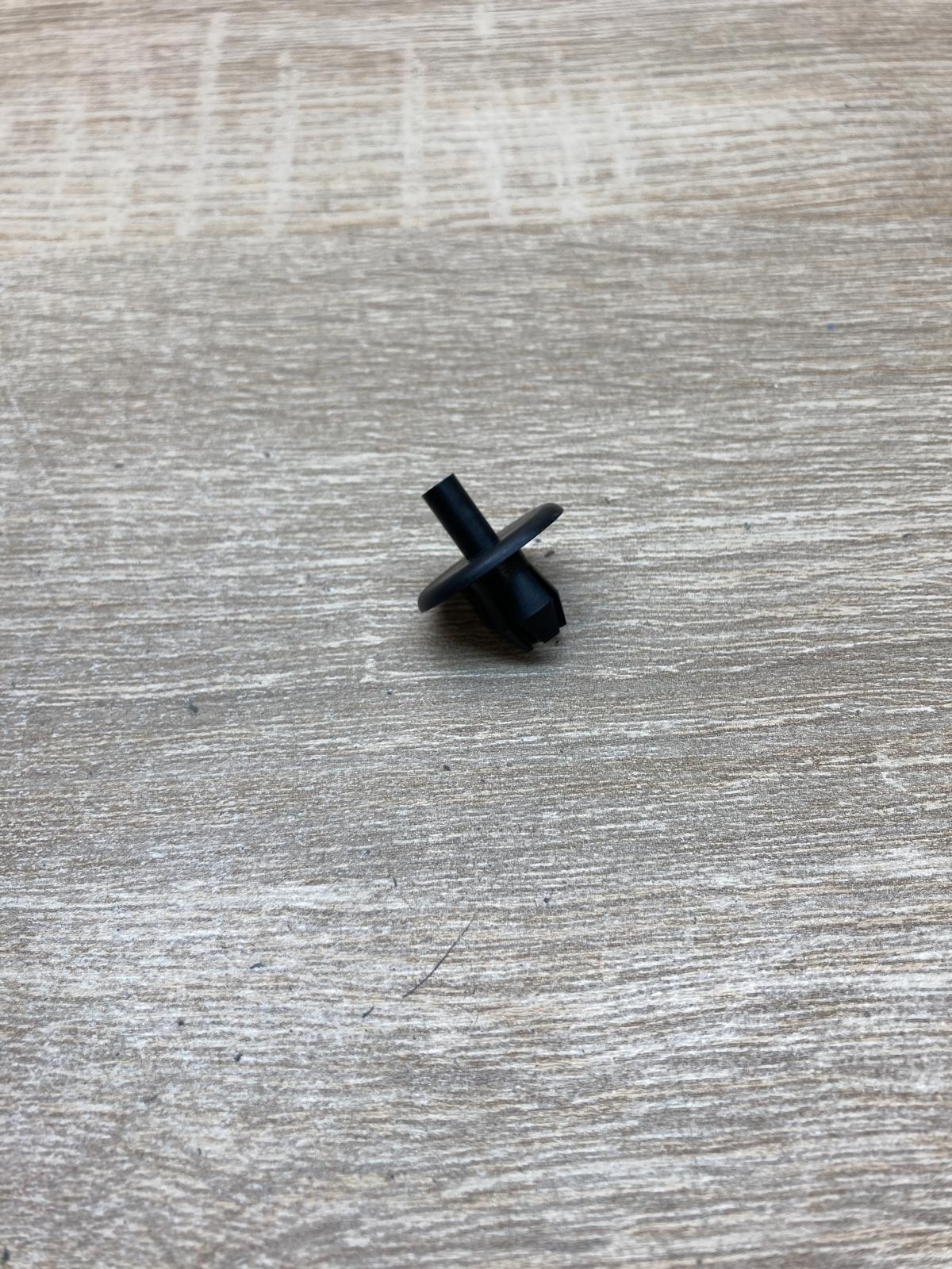 7L6018883   Other under body part Audi A6 S6 C7 4G