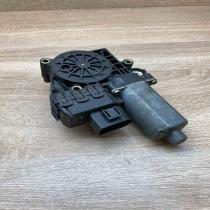 0130821784 1103005227  Rear door window regulator motor Audi A6 S6 C5 4B