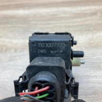 0130821785 1103007733 With Plug Front door window regulator motor Audi A6 S6 C5