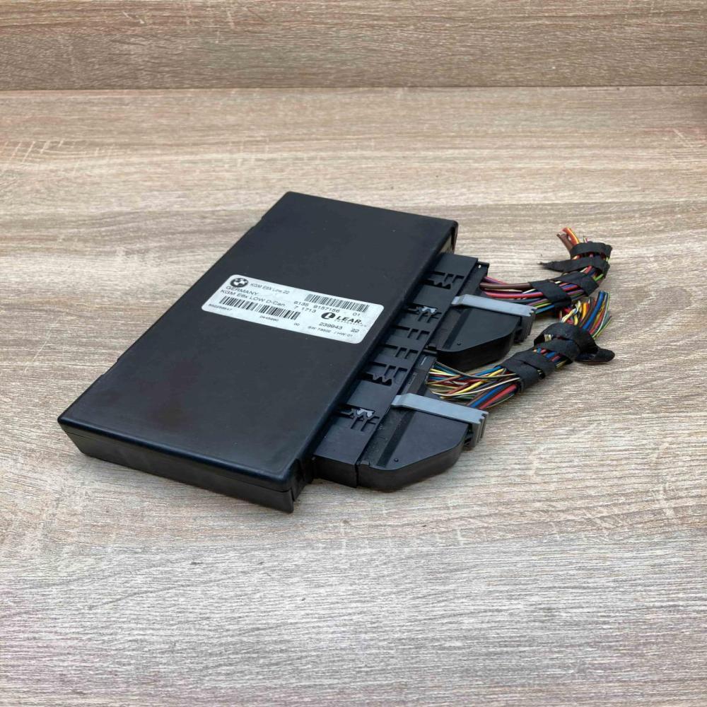 9157156 239943 22 With Plug Comfort/convenience module BMW 5 E60 E61