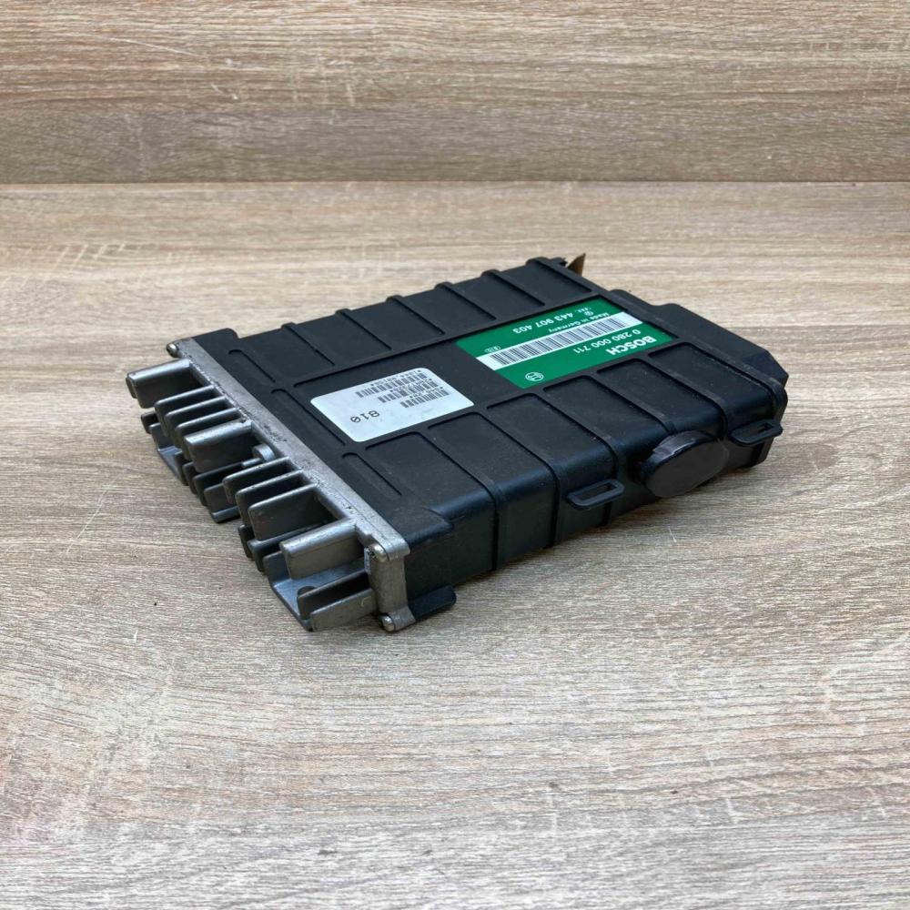 443907403 0280000711  Engine control unit/module ECU Volkswagen PASSAT B3