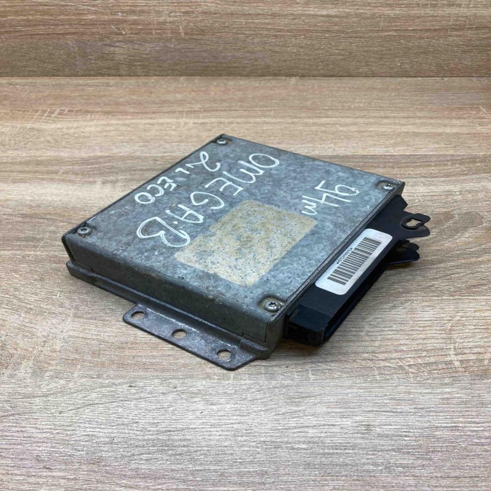 Omega B ECU   Engine control unit/module ECU Opel Omega B2