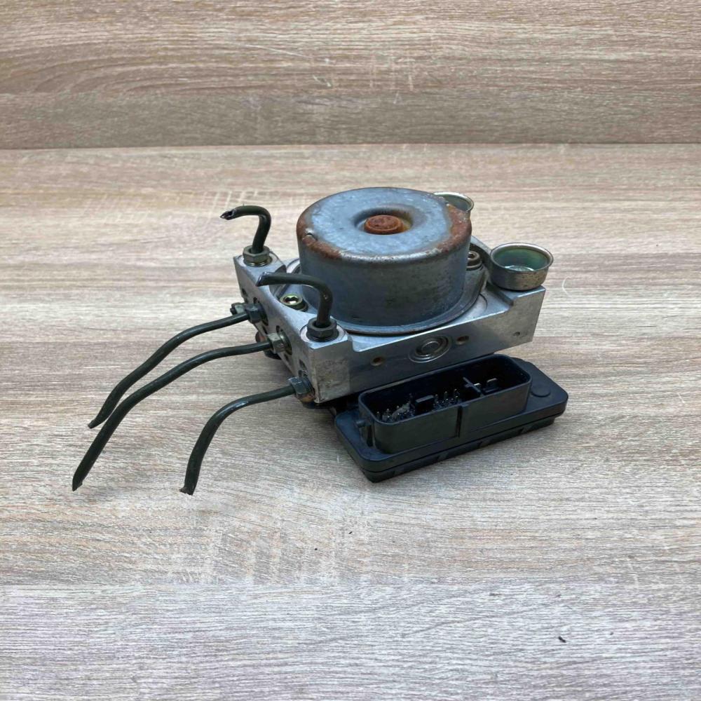 MB4 2WDCH 5X19 1 MN193055  ABS Pump Mitsubishi Outlander