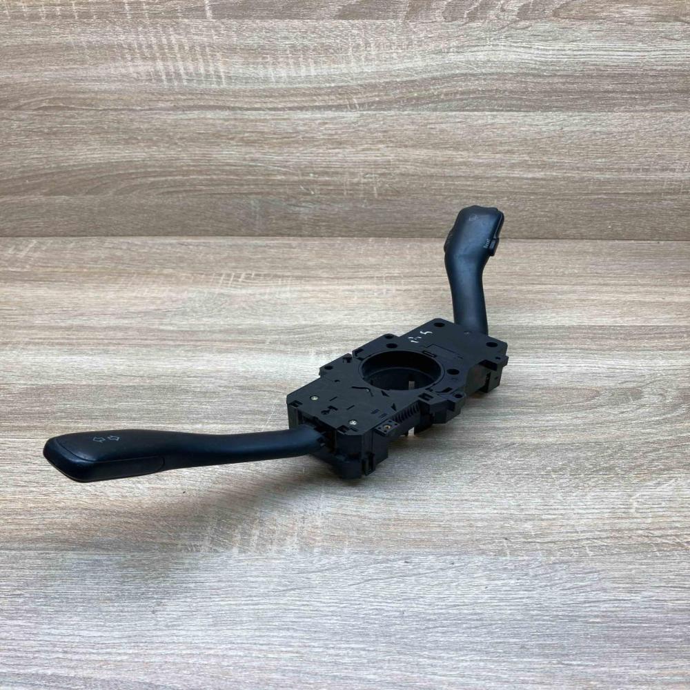 8L0953513   Wiper turn signal indicator stalk/switch Audi A3 S3 8L