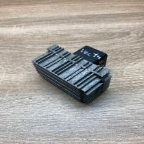 90508974 51299001  Glow plug pre-heat relay Opel Vectra B