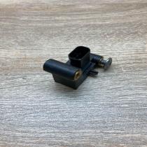 6977398 230107  Airbag deployment crash/impact sensor BMW 5 E60 E61